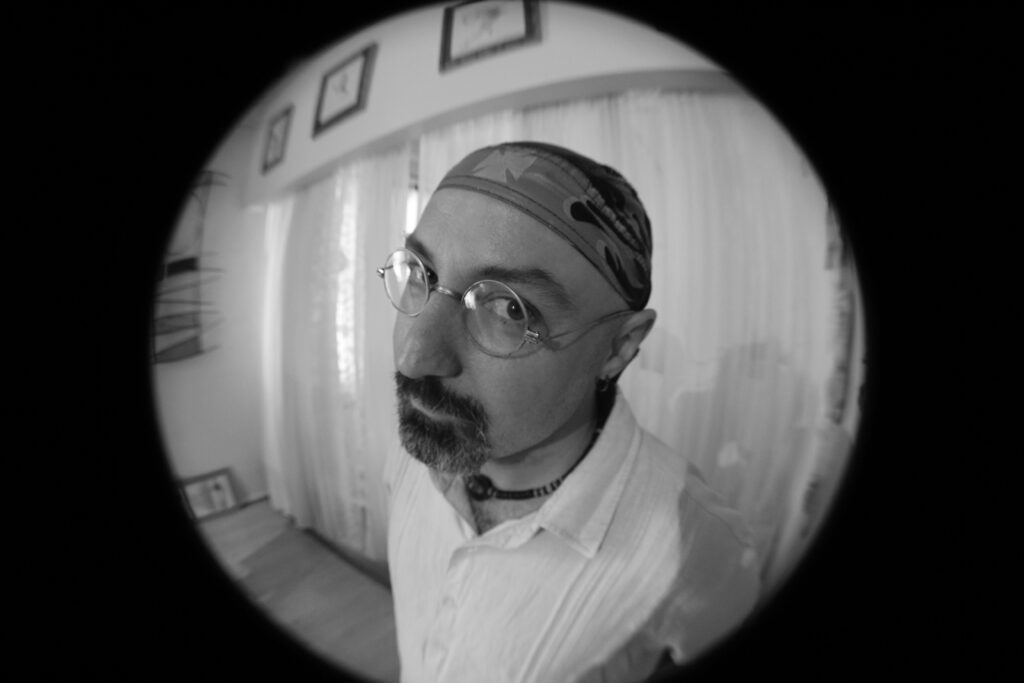 photogrpher, a handsome man